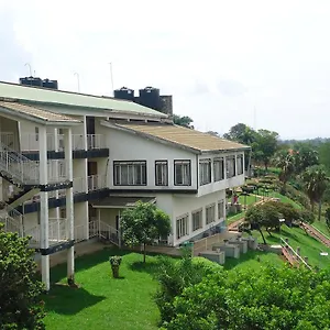 Hotel Brisk Triangle, Jinja